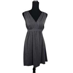 Women’s Gray A-Line V-neck Dress With Tie Size Medium